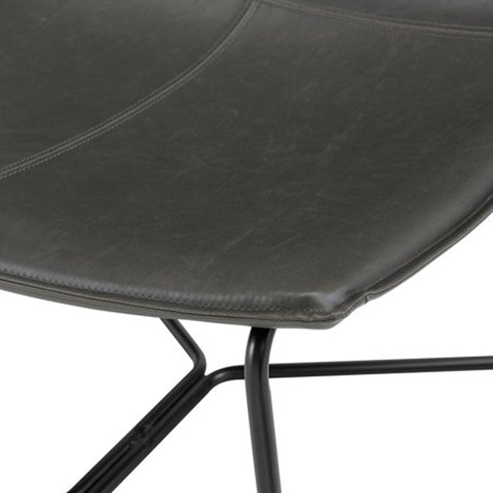 Slope Lounge Chair