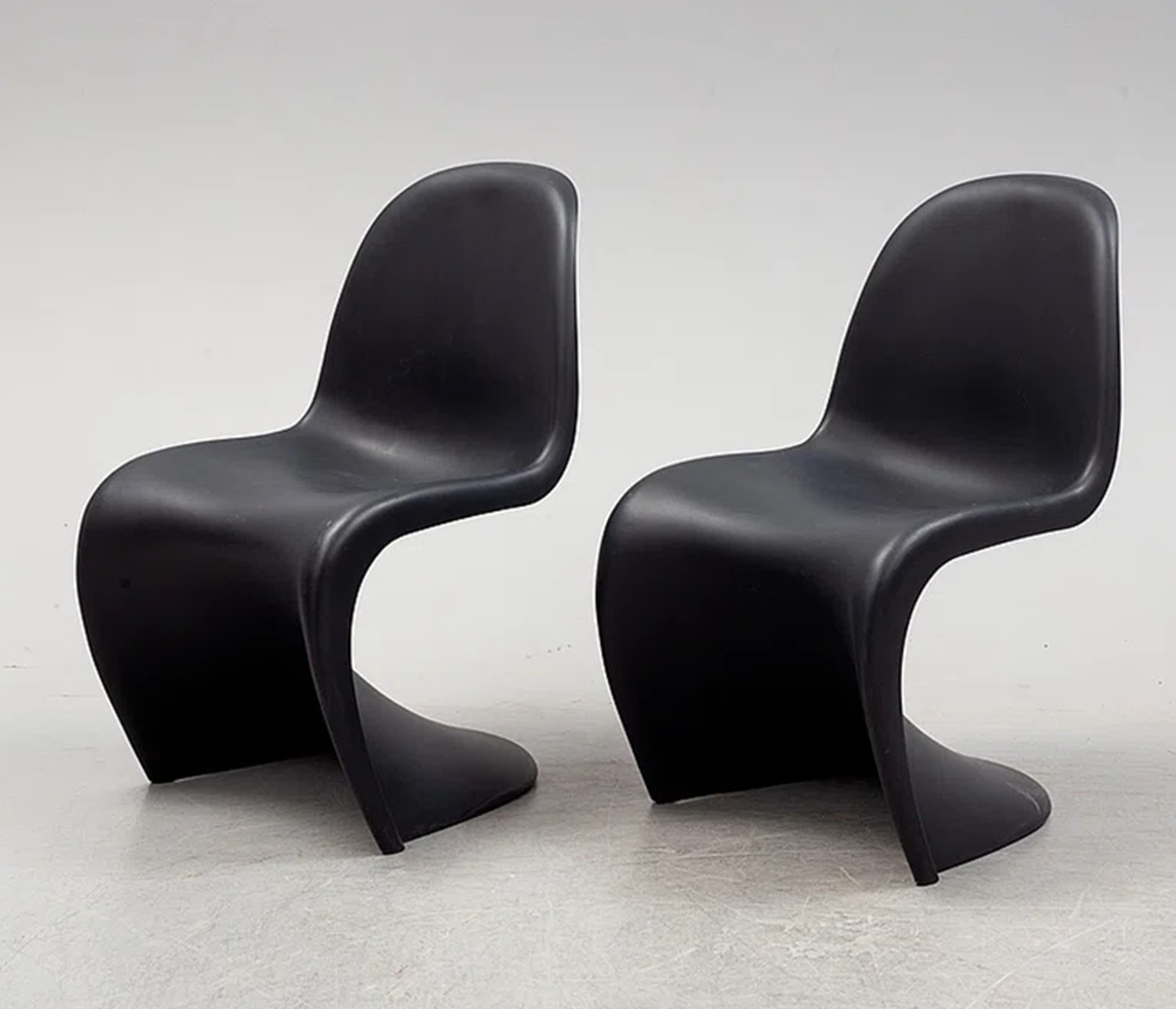 Penton Chair (shinny finish)