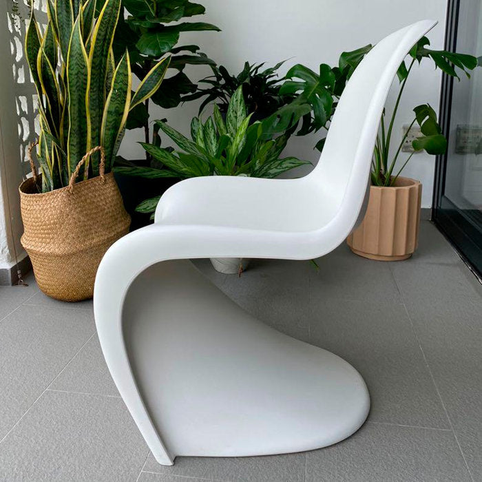 Penton Chair (shinny finish)