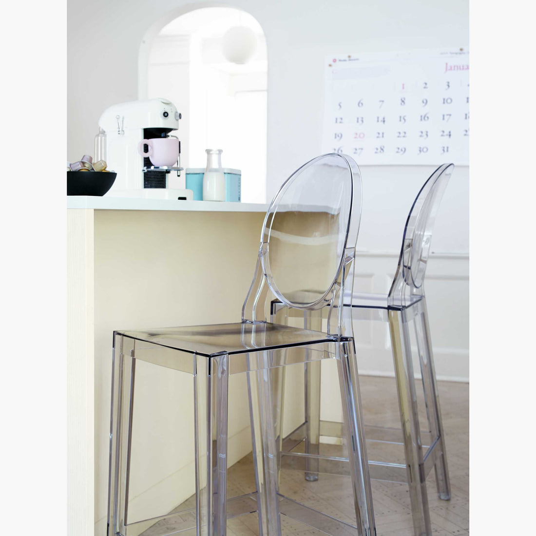 Victoria Ghost Stool