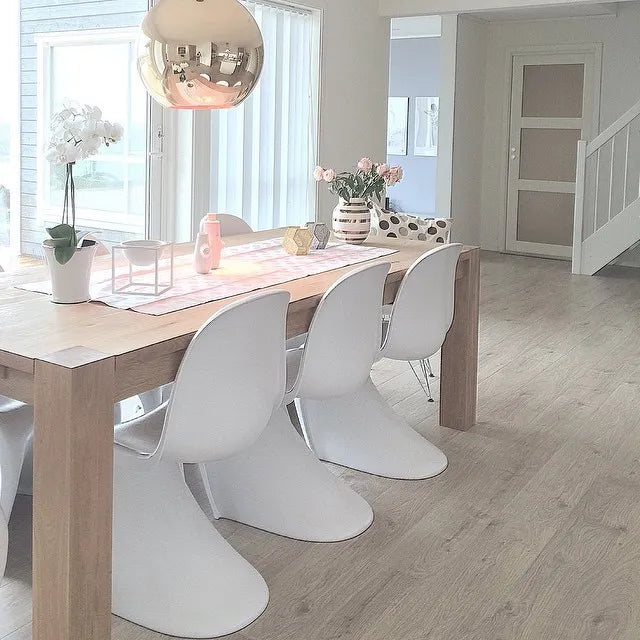Penton Chair - Matte Finish