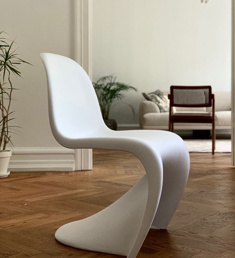 Penton Chair (shinny finish)