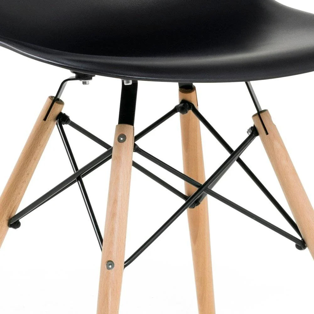 Eames Dining Chair (Natural Base)