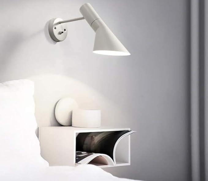 AJ Wall Lamp