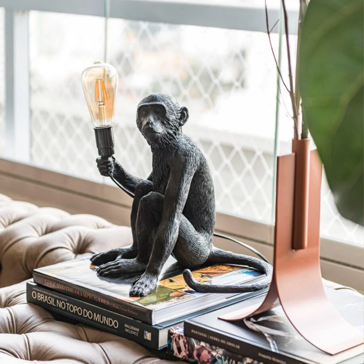 Monkey Sitting Table Lamp