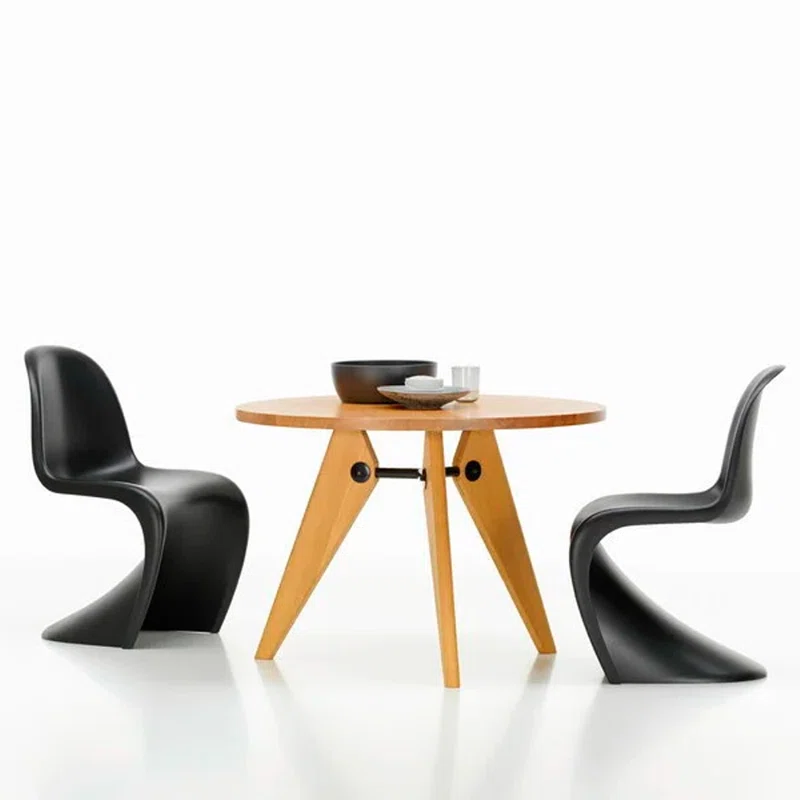 Penton Chair - Matte Finish