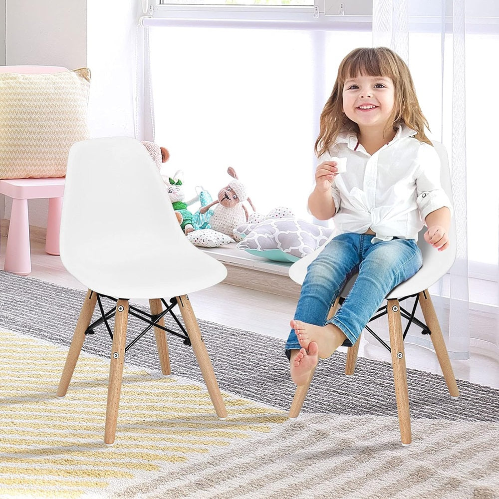 Effiel Kid chair - Wooden legs and Acrylic seat